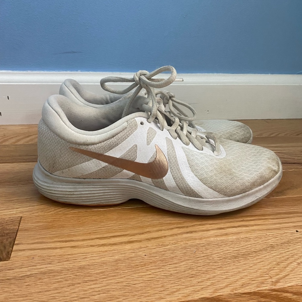 Nike Sneakers